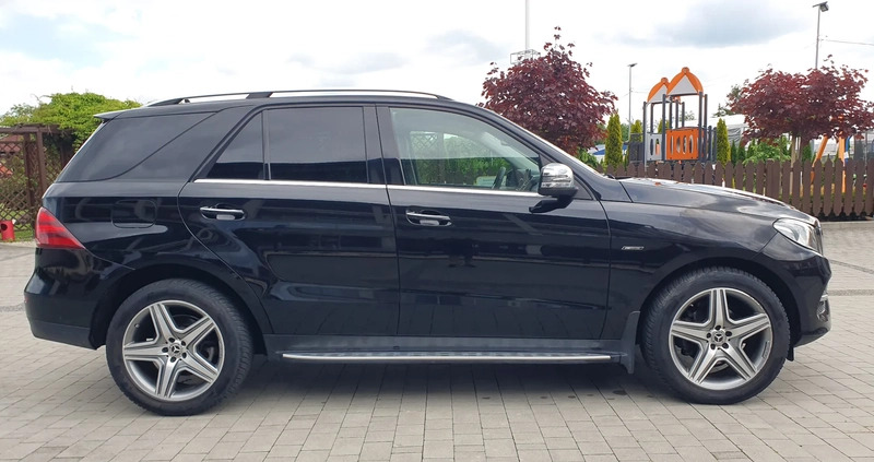 Mercedes-Benz GLE cena 109999 przebieg: 149000, rok produkcji 2017 z Rzeszów małe 379